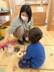 作業療法士による保育園訪問の様子